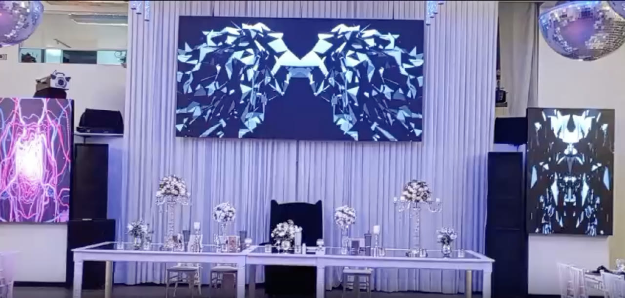 Proyecto LED Salón de Leones - Sistema de visualización