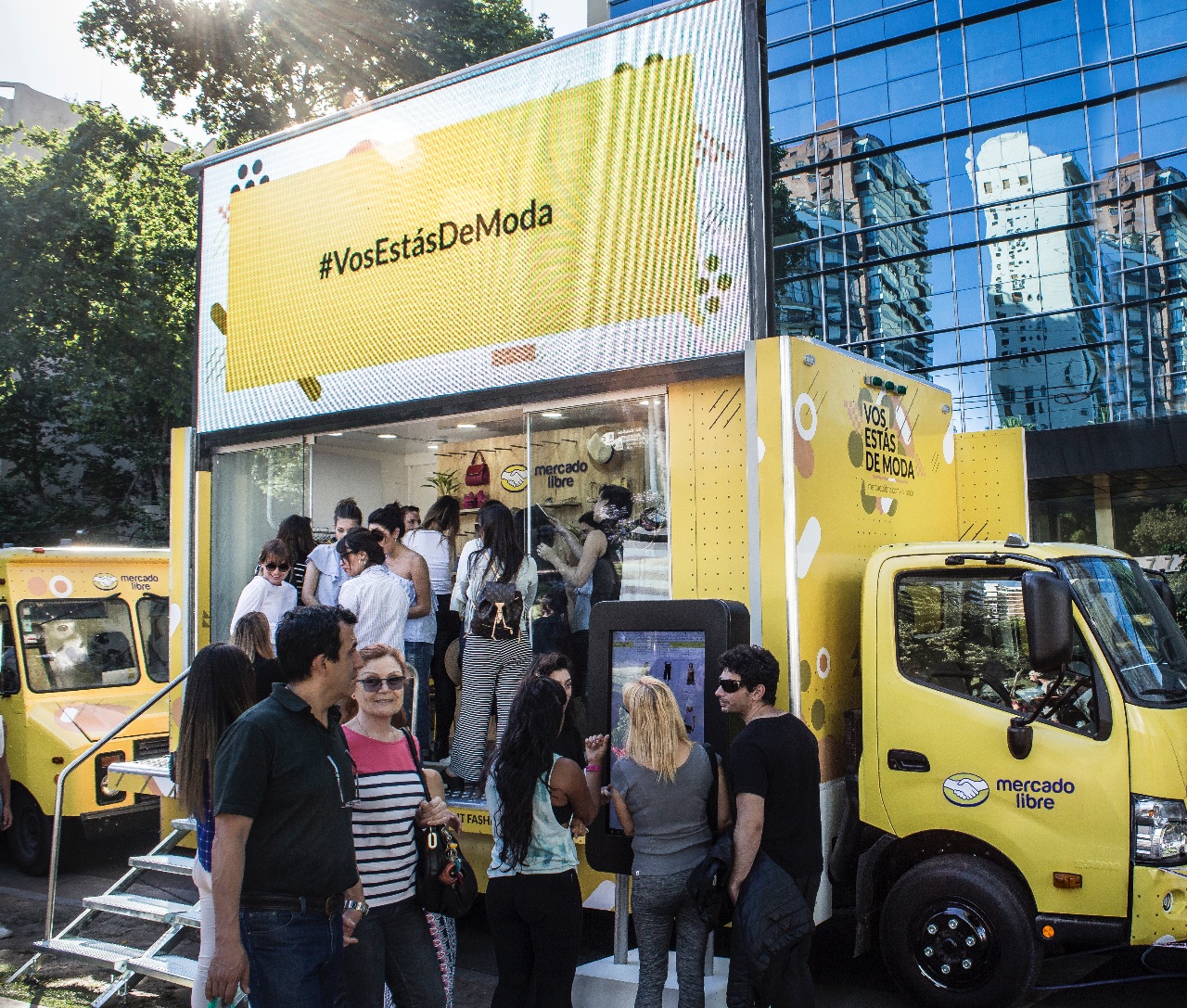 Pantallas LED Serie RE